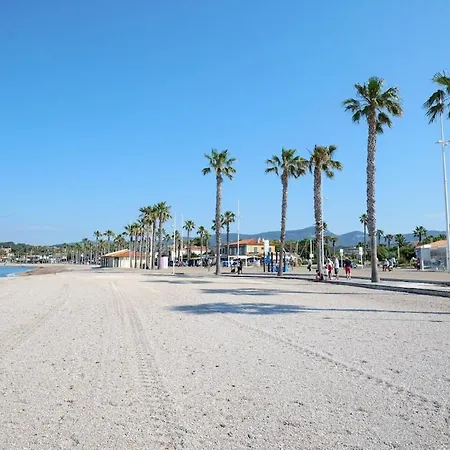 Balcon Sur La Piscine, A 200 M Apartment Six-Fours-les-Plages
